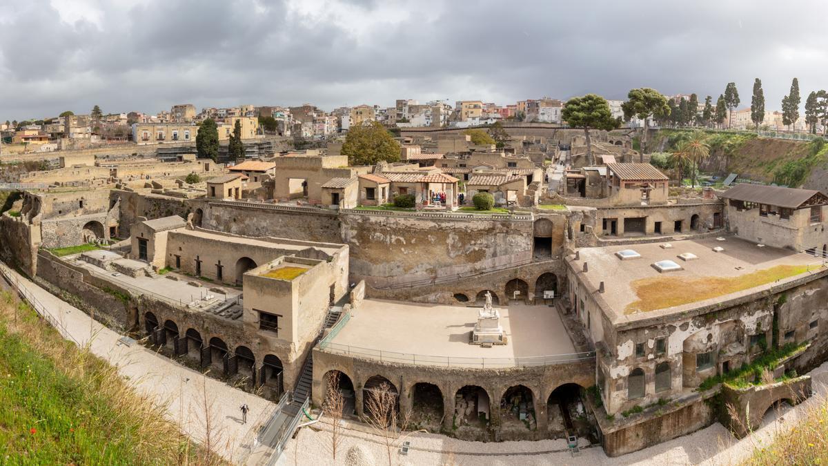 Restos de la antigua ciudad romana de Herculano