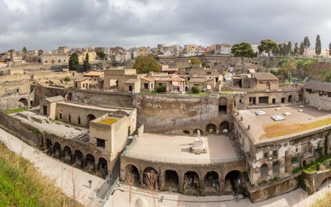Restos de la antigua ciudad romana de Herculano