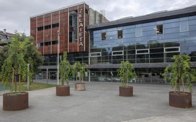 La unidad móvil de la Policía Nacional se trasladará a las inmediaciones del Centro Zelaieta