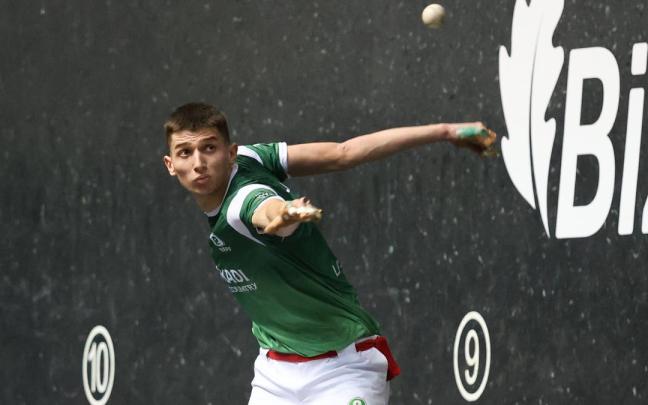 Unax Landa, durante la Liga de Naciones con Euskal Selekzioa.
