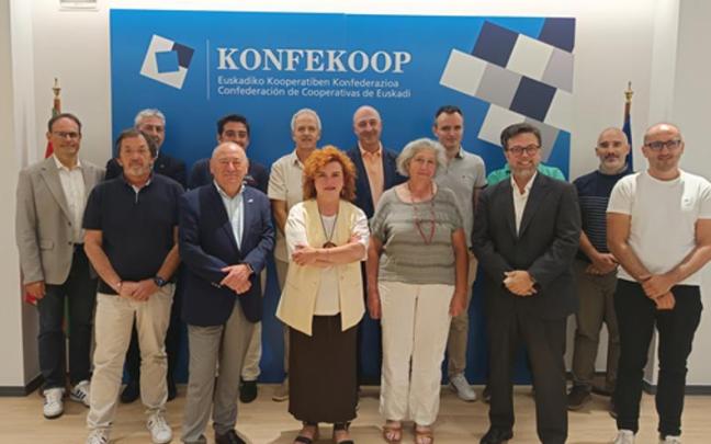 Konfekoop ha reunido a empresas líderes del cooperativismo industrial para consolidar su papel en la política industrial vasca.