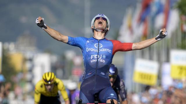 Grégoire celebra la victoria.