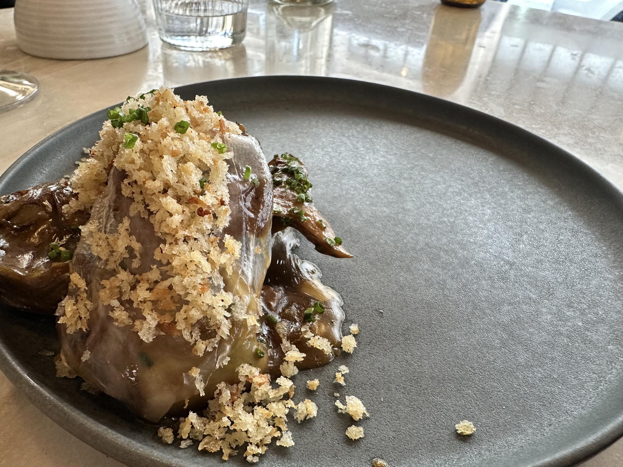 Berenjena, alcachofa y papada.