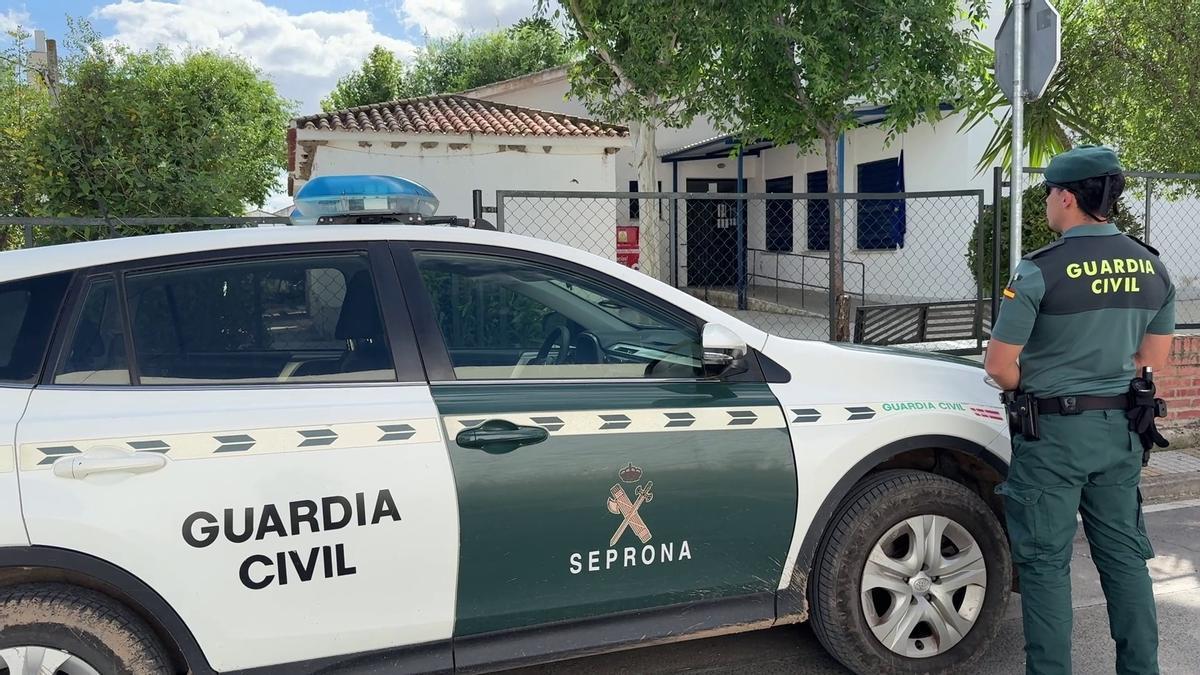 Patrulla de la Guardia Civil.