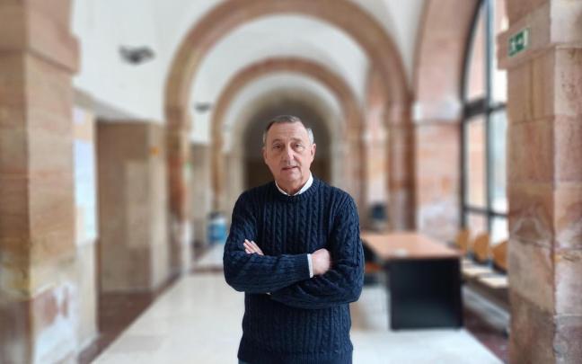 El profesor Núñez asegura que la ayuda a la hora de hacer los deberes resulta negativa o nula si no está centrada en fortalecer la autonomía del alumno / Efe El profesor Núñez asegura que la ayuda a la hora de hacer los deberes resulta negativa o nula si no está centrada en fortalecer la autonomía del alumno