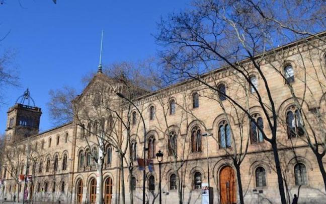 Imagen de la fachada de la Universidad de Barcelona. Imagen de la fachada de la Universidad de Barcelona.
