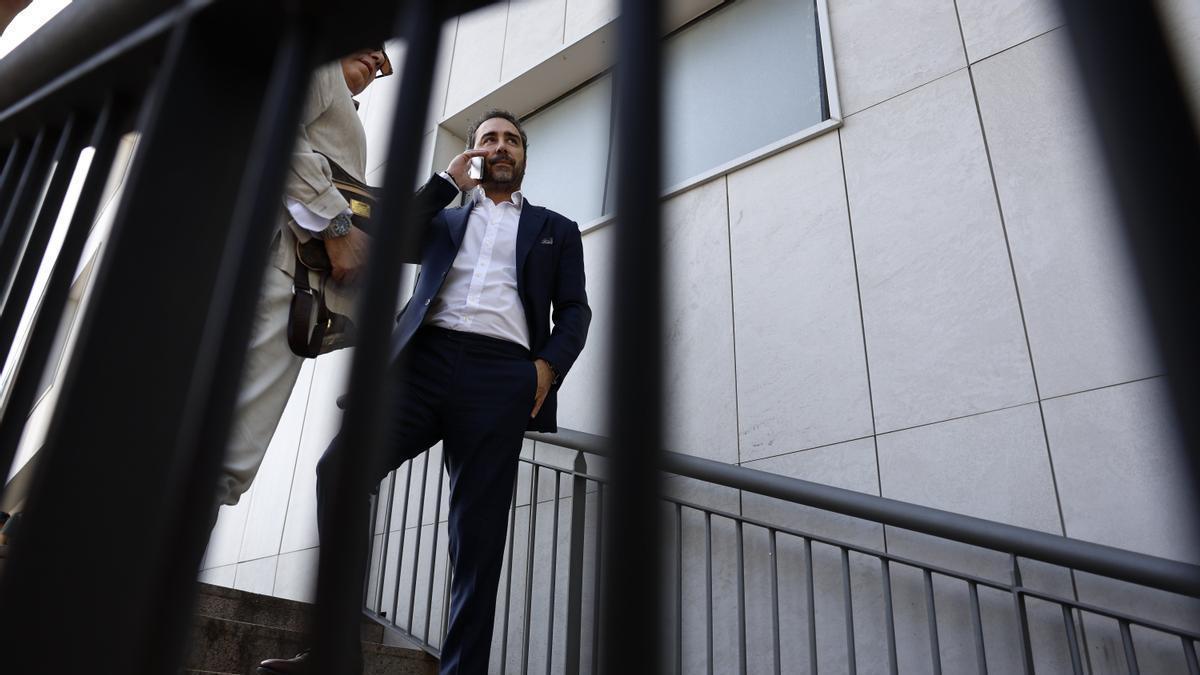 El empresario Víctor de Aldama a la salida de su comparecencia como testigo en el caso por presuntas irregularidades en la RFEF.