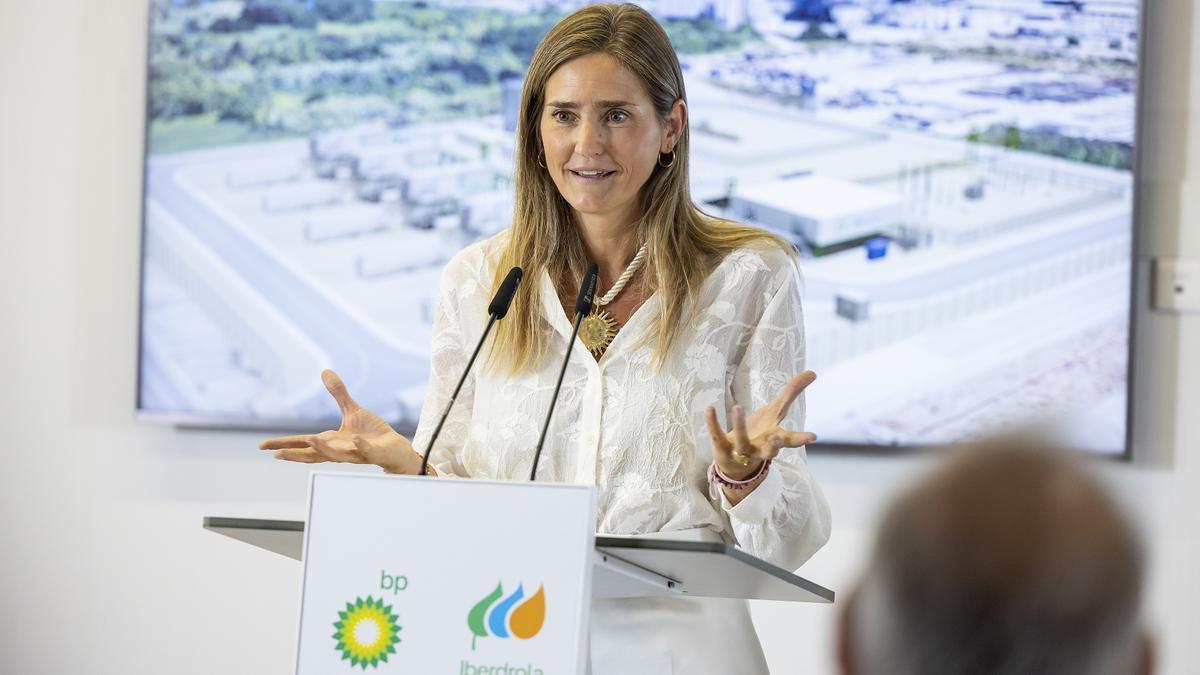 Sara Aagesen asumirá la cartera de Transicón ecológica y será vicepresidenta tercera.