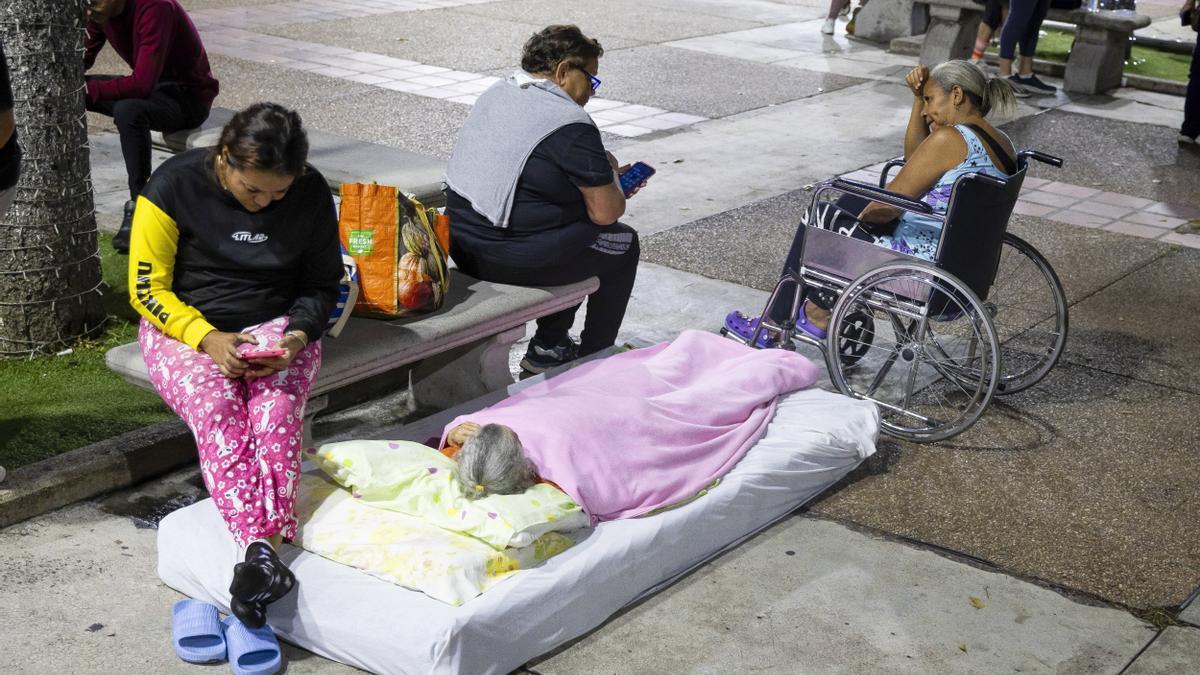 Declarado el estado de emergencia tras el doble terremoto de Venezuela