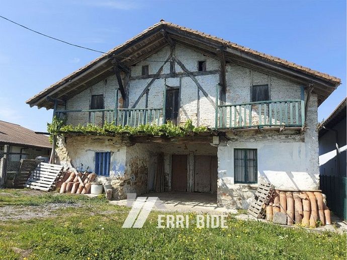 Caserío rebajado 35.000 euros, en Gamiz-Fika.