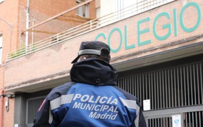 Un agente de la policía municipal de Madrid. Un agente de la policía municipal de Madrid.