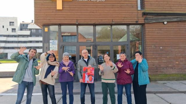 Bi urteko etenaren ondoren, bueltan da Hitzez eta Ahotzez ekimena.