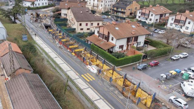 Obras de la primera fase de la regata de Ziako.