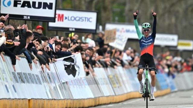 Paul Seixas celebra la victoria del pasado sábado.