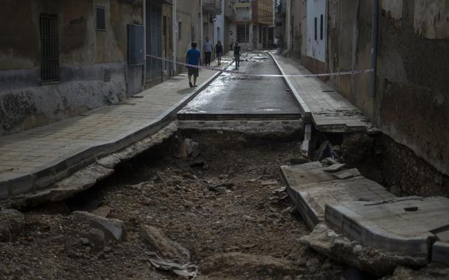 Una calle de Santa Bàrbara, en Tarragona, afectada por la DANA. Una calle de Santa Bàrbara, en Tarragona, afectada por la DANA.
