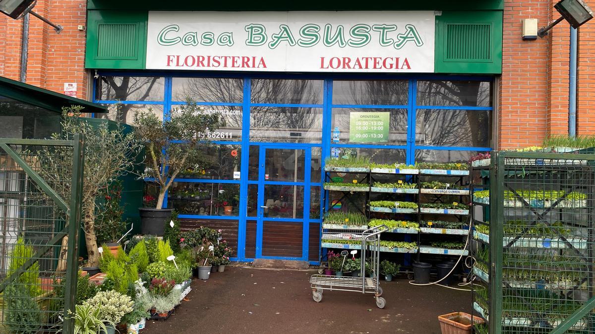 Exterior de la tienda de Basusta.