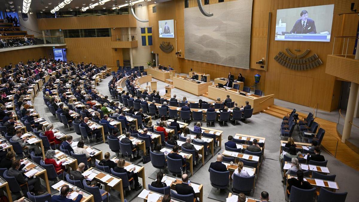 El Parlamento de Suecia da 'luz verde' a la entrada en la OTAN.