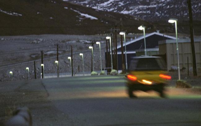 Vehículos militares abandonan Groenlandia.