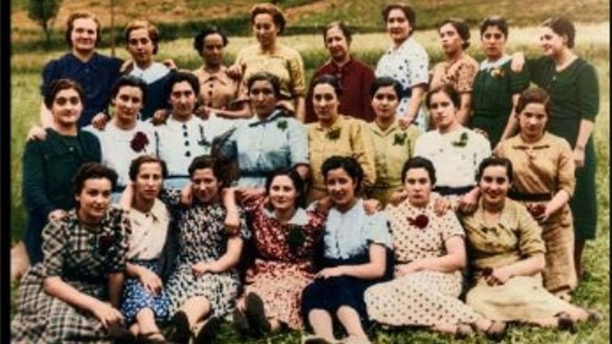 Trabajadoras de la fábrica Telleria.