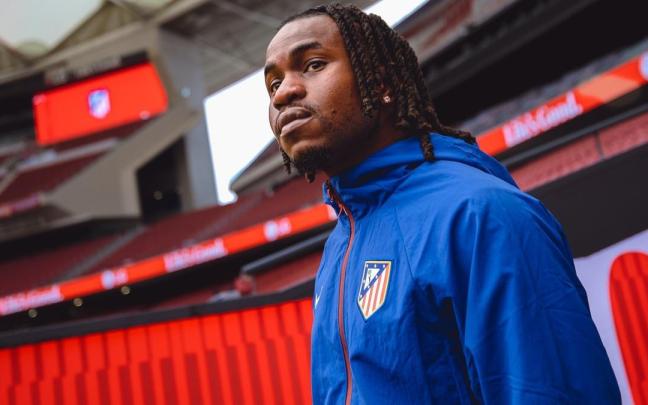 El extremo nigeriano Ademola Lookman, el fichaje más caro de LaLiga en el mercado de invierno, acometido por 35 millones por el Atlético de Madrid.