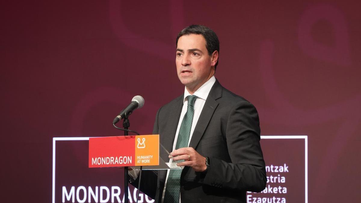 Pradales interviene en la clausura de la XII edición del Foro Mondragon.