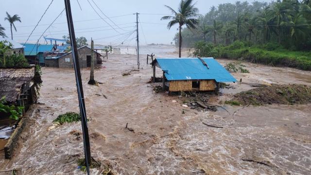 Supertifón Fung-Wong