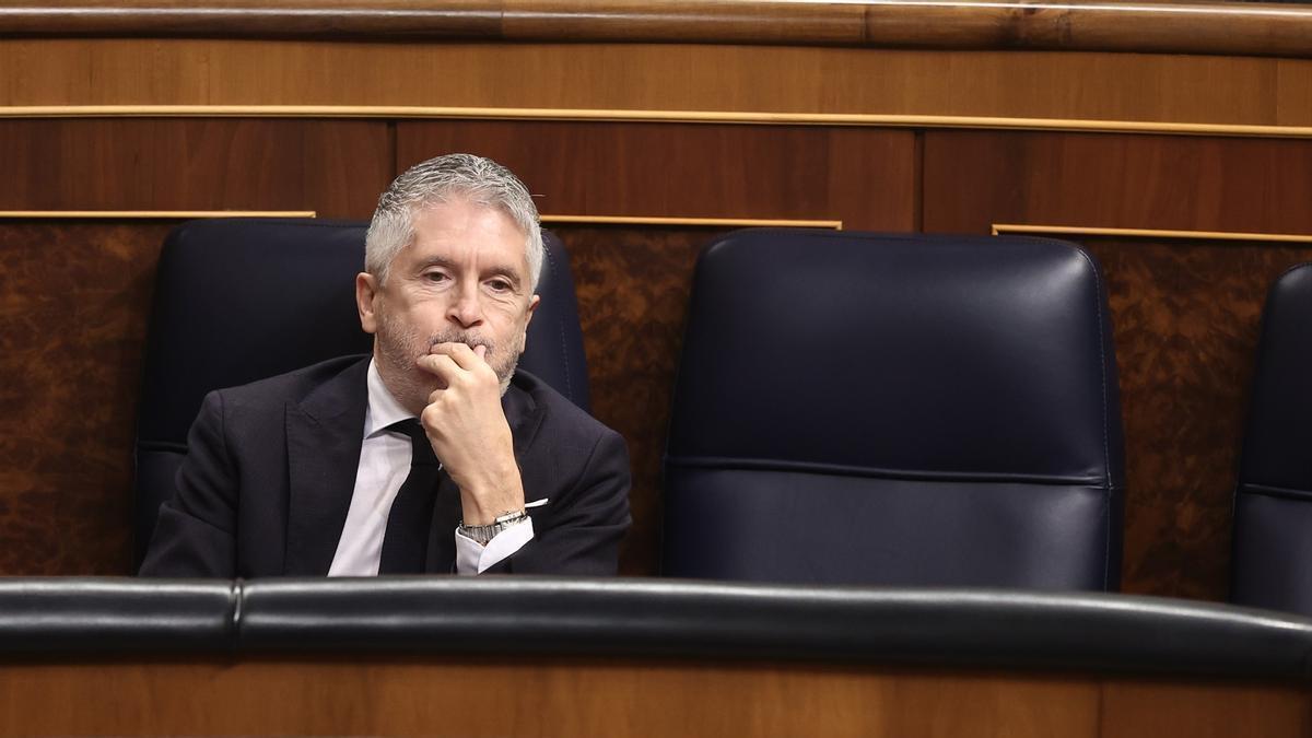 El ministro del Interior, Fernando Grande-Marlaska, durante una sesión de control al Gobierno, en el Congreso de los Diputados.