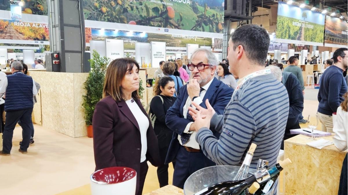 Las empresas participantes proceden de Rioja Alavesa, Txakoli de Euskadi y Euskal Sagardoa, a las que se suman por primera vez dos destilerías alavesas.