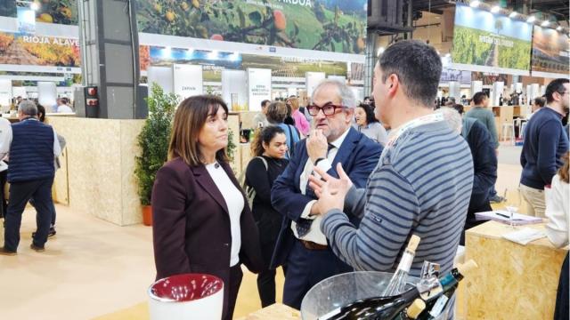 Las empresas participantes proceden de Rioja Alavesa, Txakoli de Euskadi y Euskal Sagardoa, a las que se suman por primera vez dos destilerías alavesas.
