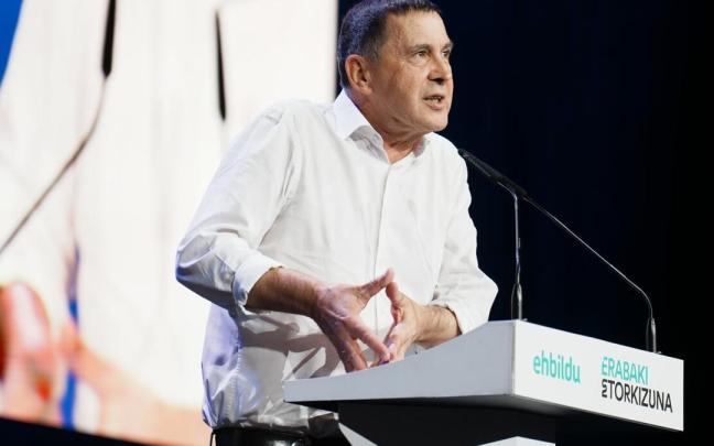 EH Bildu despide el curso político con un acto en Bilbao.