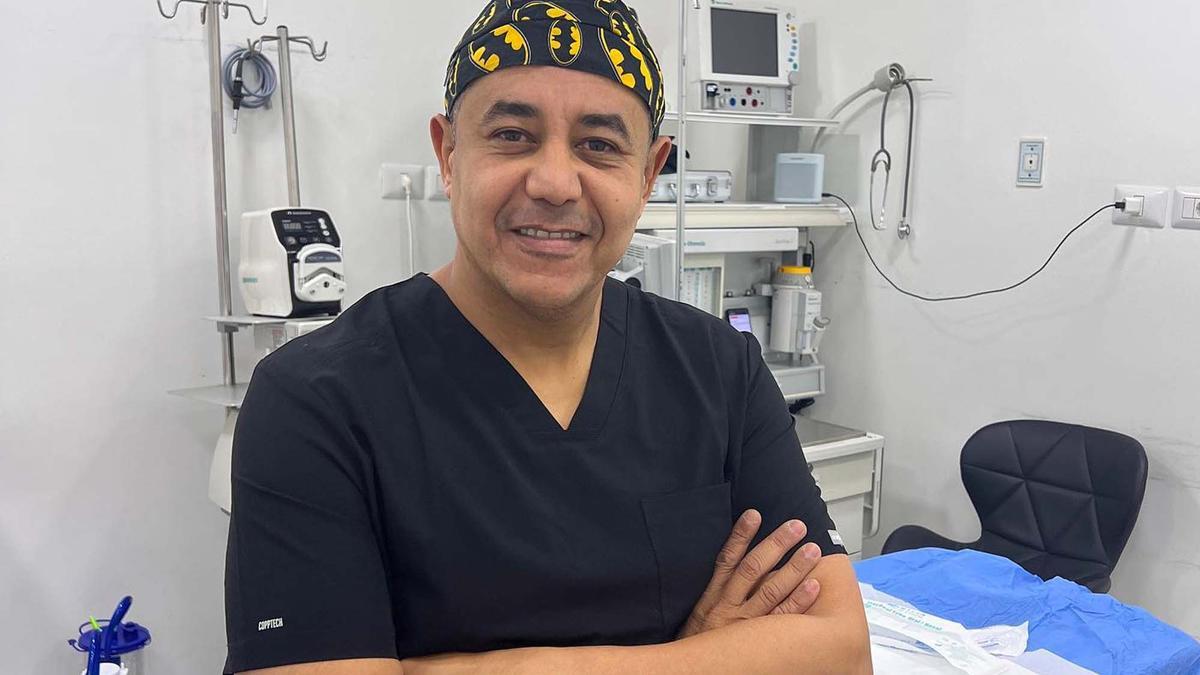 El cirujano plástico Edwin Arrieta.