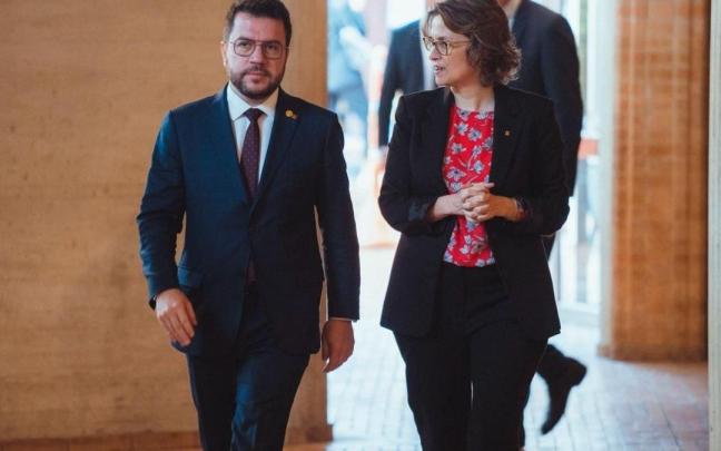 El presidente de la Generalitat, Pere Aragonès, junto a la consellera de Acción Exterior y Unión Europea, Meritxell Serret. El presidente de la Generalitat, Pere Aragonès, junto a la consellera de Acción Exterior y Unión Europea, Meritxell Serret.
