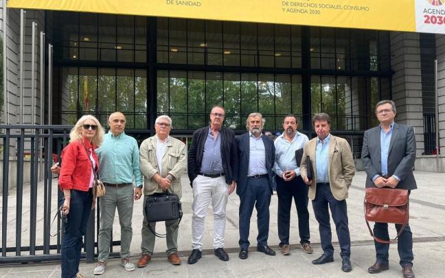 Participantes en la reunión para llegar a acuerdos ante de la jornada de huelga nacional convocada para este 3 de octubre.