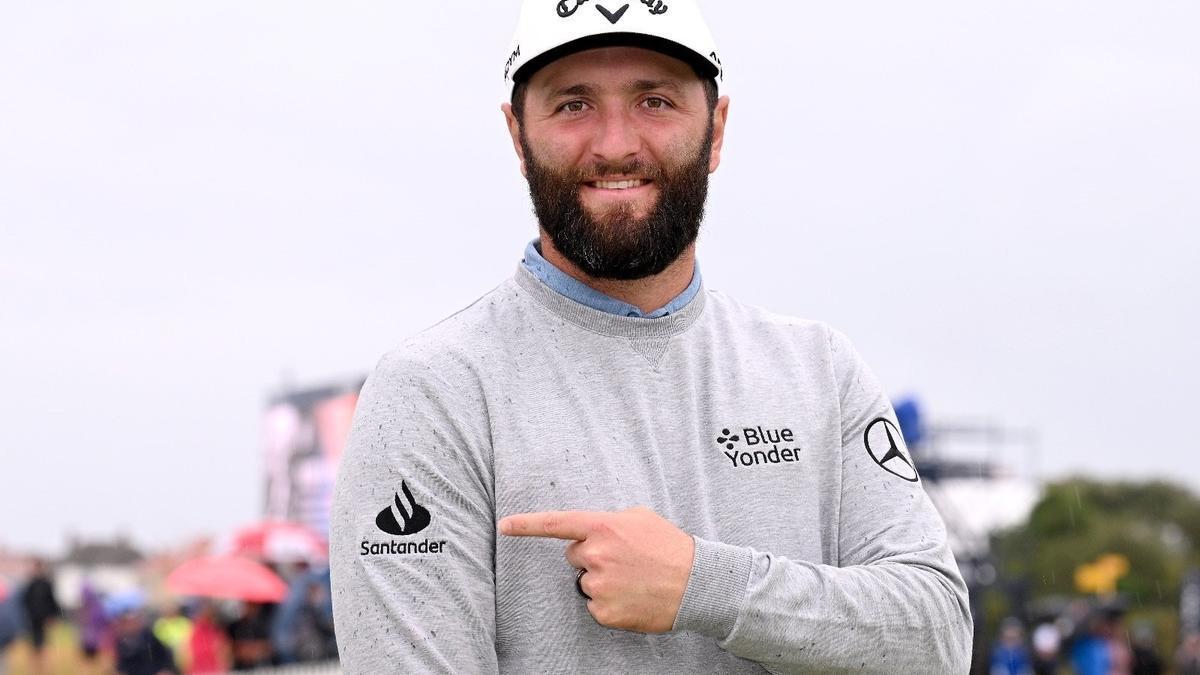 Jon Rahm, tras cerrar un acuerdo con Banco Santander.