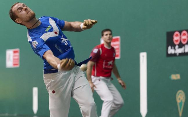 Unai Laso gana a José Javier Zabaleta en los cuartos de final del Manomanista en el Labrit de Iruñea.