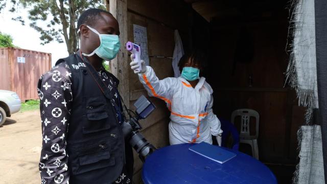 El Ministerio de Sanidad de RDC ha informado que "la epidemia de ébola acumula "101 casos confirmados y 904 casos sospechosos"