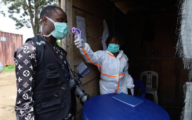 El Ministerio de Sanidad de RDC ha informado que "la epidemia de ébola acumula "101 casos confirmados y 904 casos sospechosos"