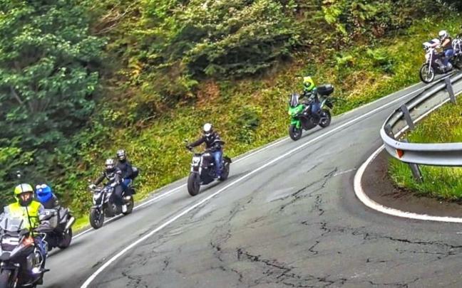 El encuentro de Soraluze incluye una ruta en moto antes de la comida popular.