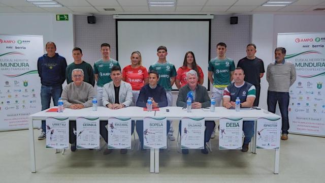 Presentación del torneo Euskal Herritik Mundura de pelota.