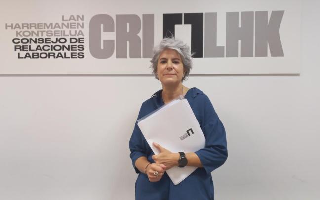 Emilia Málaga, presidenta del CRL, en la presentación del informe.