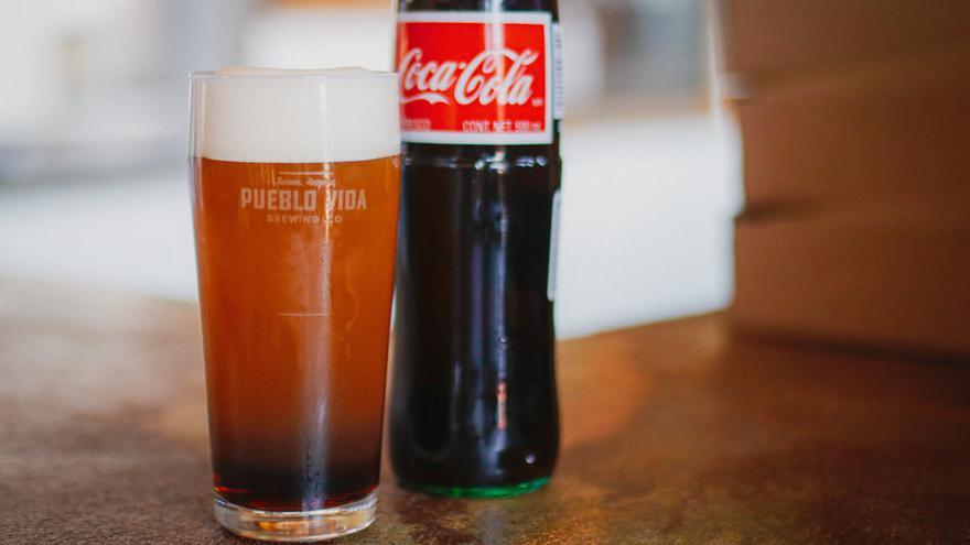 Una cerveza ruibuia y una cocacola para un combinado de cerveza llegado de Baviera.