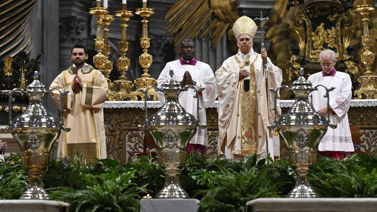 El Papa León XIV durante la misa de la Cena del Señor