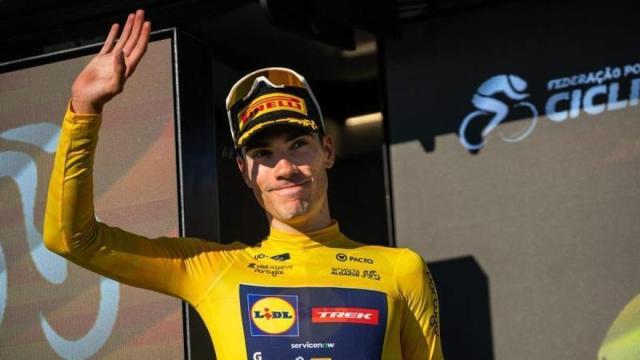 Juan Ayuso, vencedor de la carrera.