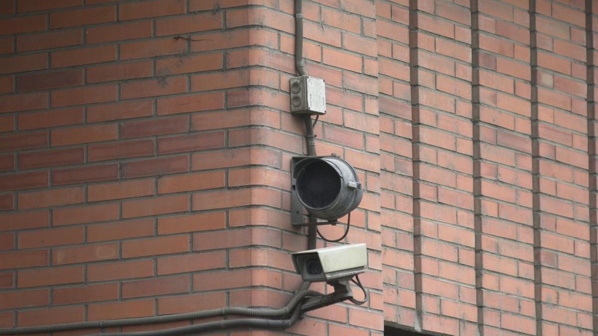 Cámaras de vigilancia en la calle.