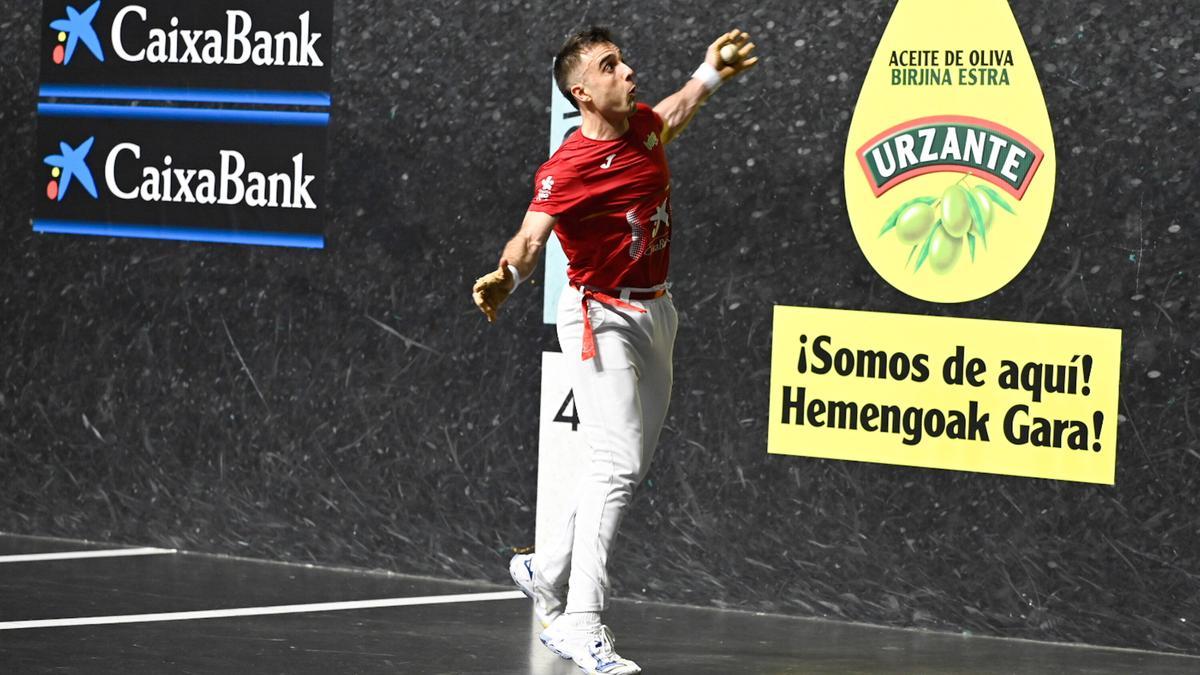 Peña II se clasifica para el Manomanista después de ganar en la previa de Baiko a Jon Mariezkurrena en el frontón Madalensoro de Oiartzun.