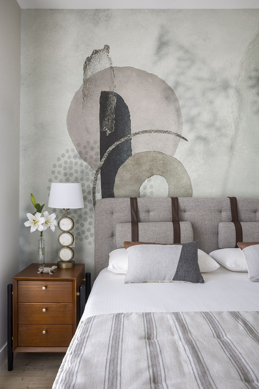 Papel con un original diseño inspirado en figuras geométricas.