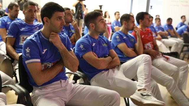 Los pelotaris participantes del Cuatro y Medio. Natalia García