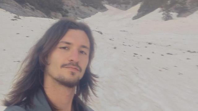 El joven de Andújar Francisco de Paula Expósito en una fotografía enviada a su familia desde el Monte Olimpo.