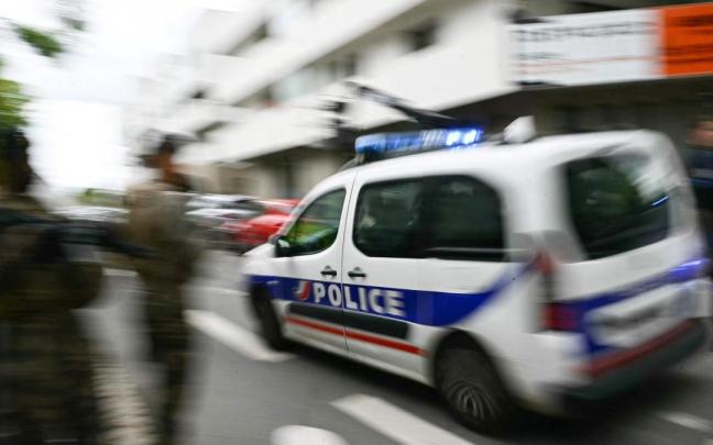 urn:newsml:dpa.com:20090101:250424-99-633752