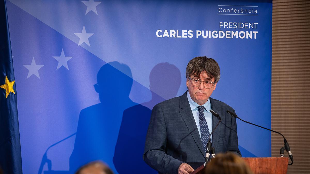 El president en el exilio, Carles Puigdemont, en la rueda de prensa en Bruselas.